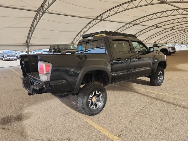 2022 Toyota Tacoma CREW CAB SHORT BED SR5