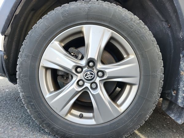 2024 Toyota RAV4 Awd Xle