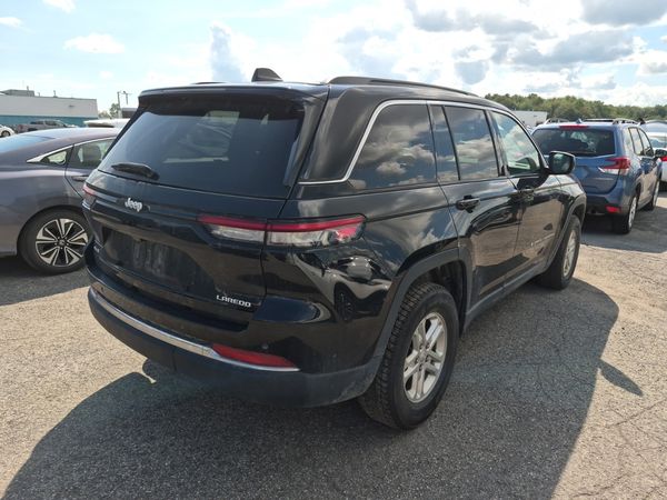 2024 Jeep Grand Cherokee LAREDO