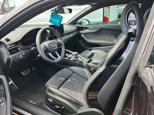 2023 Audi RS 5 Coupe 2.9 TFSI QUATTRO