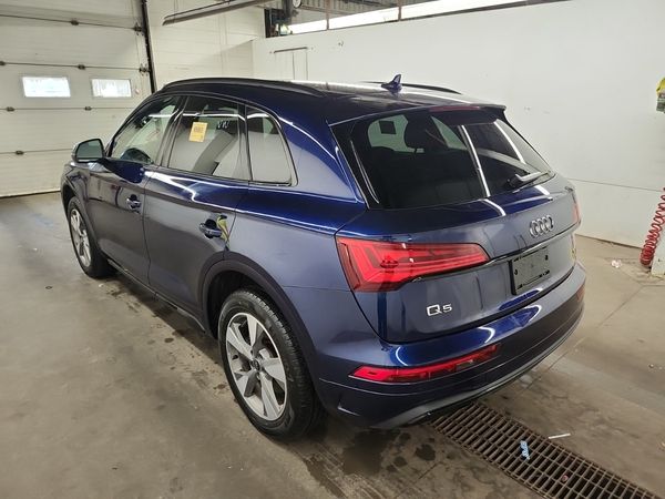 2023 Audi Q5 KOMFORT quattro Premium