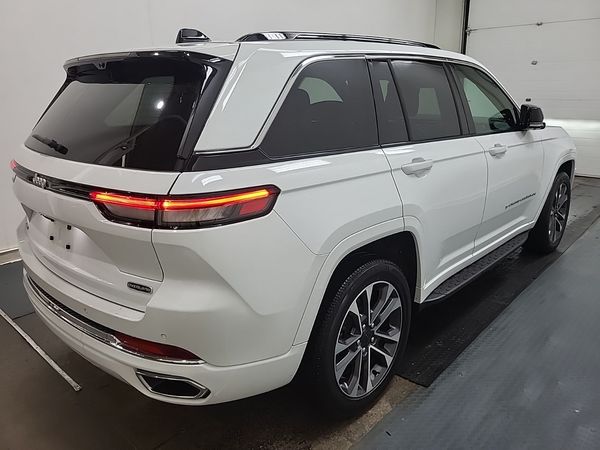 2025 Jeep Grand Cherokee OVERLAND