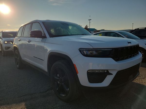 2023 Jeep Grand Cherokee LIMITED