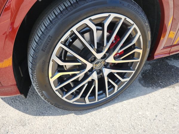 2025 Audi SQ5 TECHNIK quattro Prestige