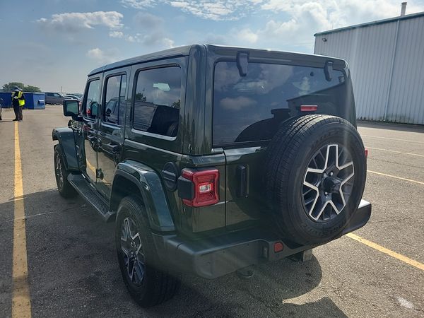 2024 Jeep Wrangler 4 Door 4x4 Sahara