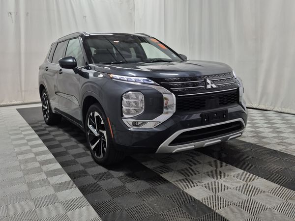 2024 Mitsubishi Outlander GT NOIR SEL, GT SR