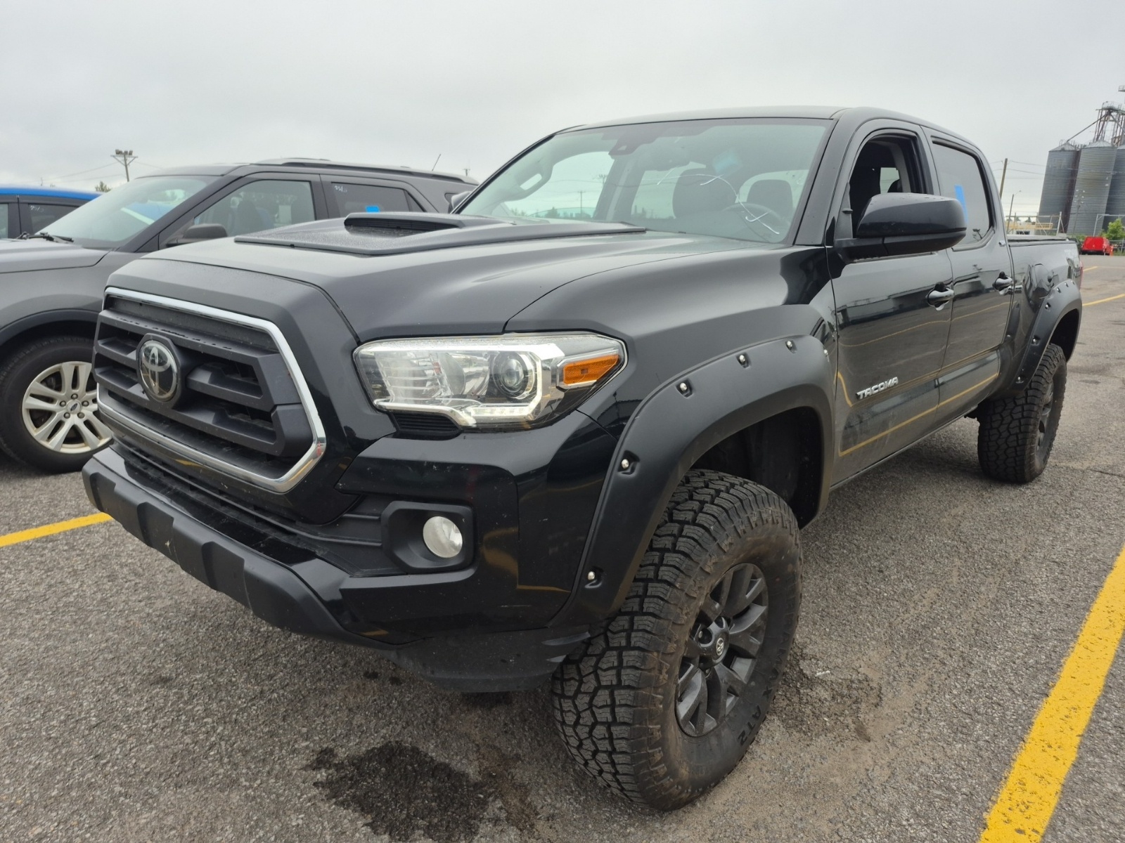 2021 Toyota Tacoma CREW CAB LONG BED SR5