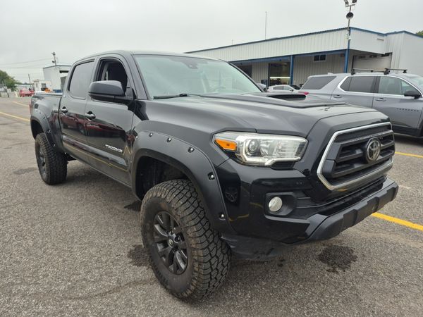2021 Toyota Tacoma CREW CAB LONG BED SR5