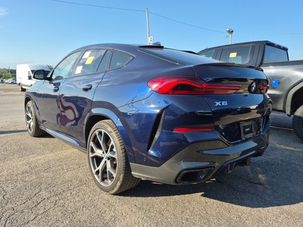 2021 BMW X6 XDRIVE40I