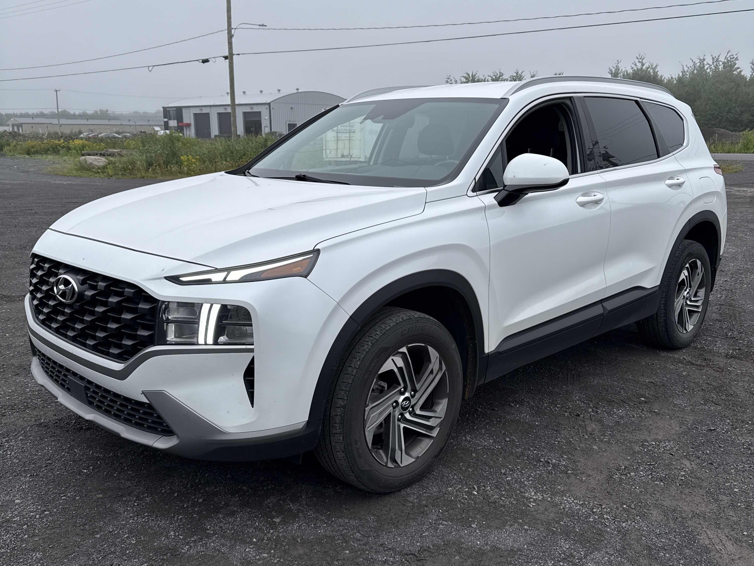 2022 Hyundai Santa Fe Essential SEL