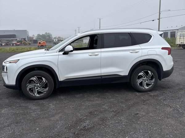 2022 Hyundai Santa Fe Essential SEL