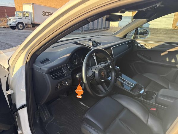 2023 Porsche Macan AWD Macan / Macan T