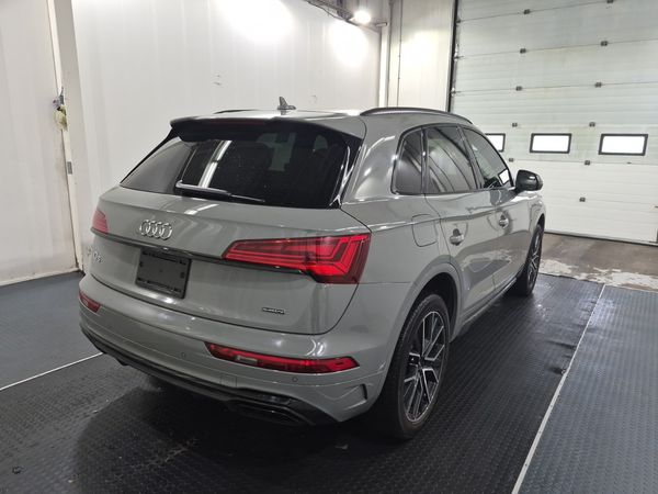 2021 Audi Q5 PROGRESSIV quattro Progressiv