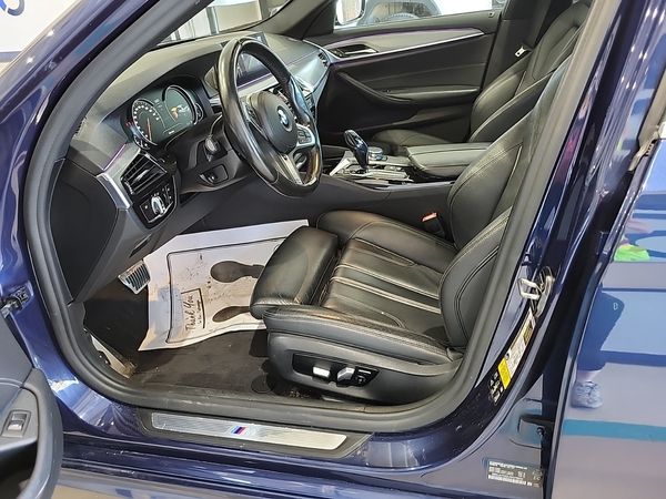 2018 BMW 5 Series Sedan 530i Xdrive