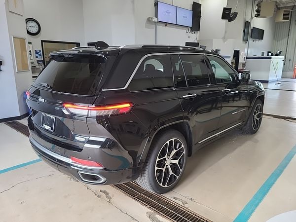 2023 Jeep Grand Cherokee 4x4 Summit Reserve Summit, Summit Reserve
