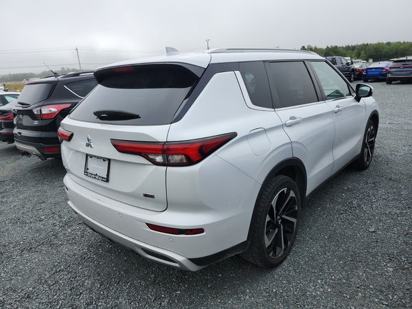 2022 Mitsubishi Outlander S-awc Sel