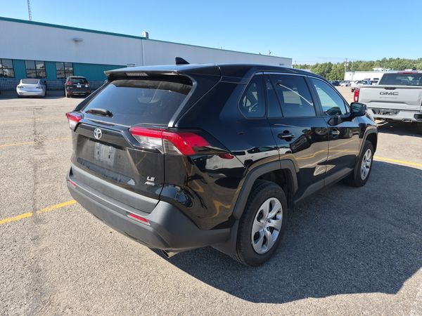 2022 Toyota Rav4 LE