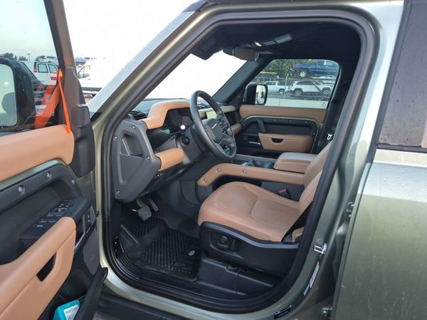 2025 Land Rover DEFENDER S 110 S