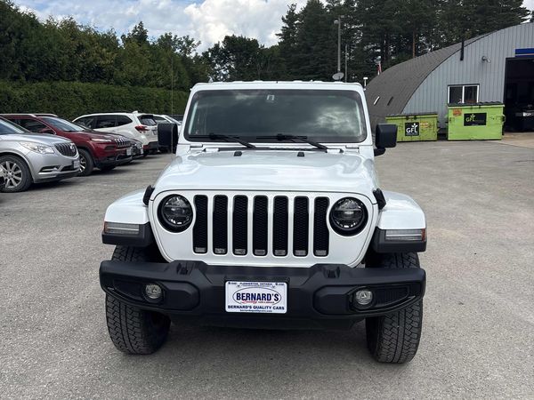 2022 Jeep Wrangler Unlimited Sahara Altitude