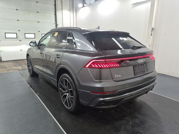 2022 Audi Q8 PROGRESSIV quattro Progressiv