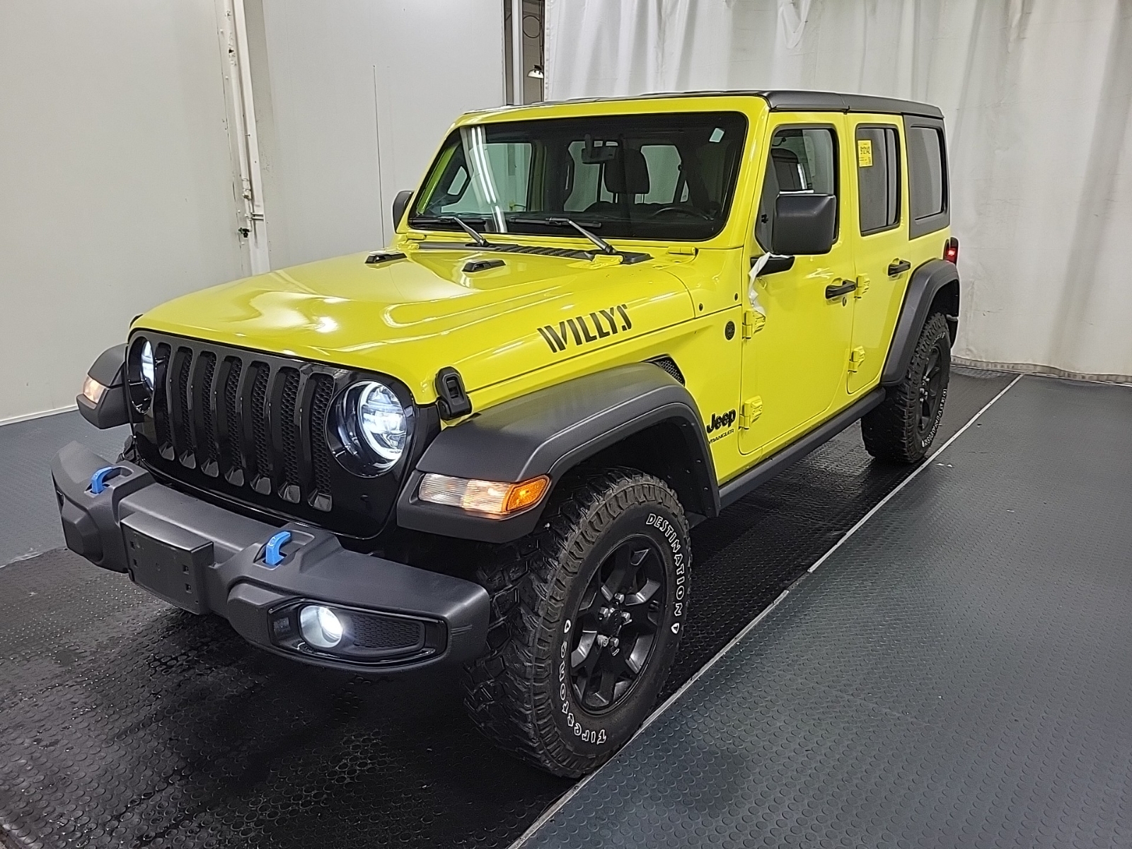 2023 Jeep Wrangler WILLYS Sport