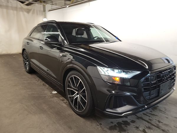 2023 Audi Q8 TECHNIK S Line quattro Prestige