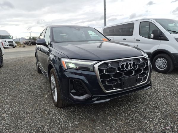 2026 Audi Q7 55 TFSI QUATTRO quattro Premium