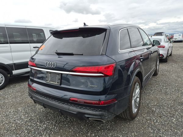 2026 Audi Q7 55 TFSI QUATTRO quattro Premium