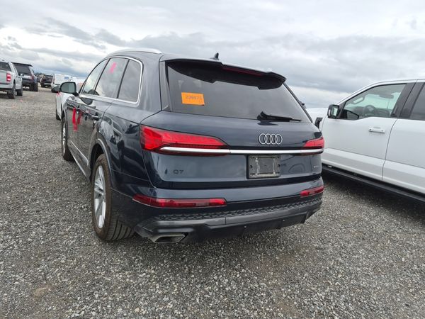2026 Audi Q7 55 TFSI QUATTRO quattro Premium
