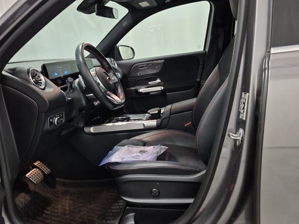 2022 Mercedes-Benz GLB GLB 250 GLB250 / GLB250 4MATIC