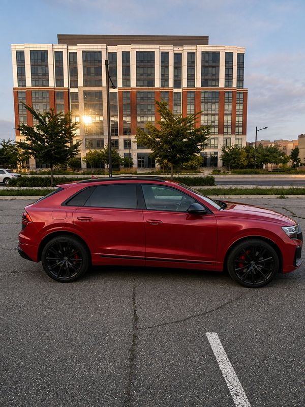 2026 Audi SQ8 4.0 TFSI quattro quattro Premium Plus