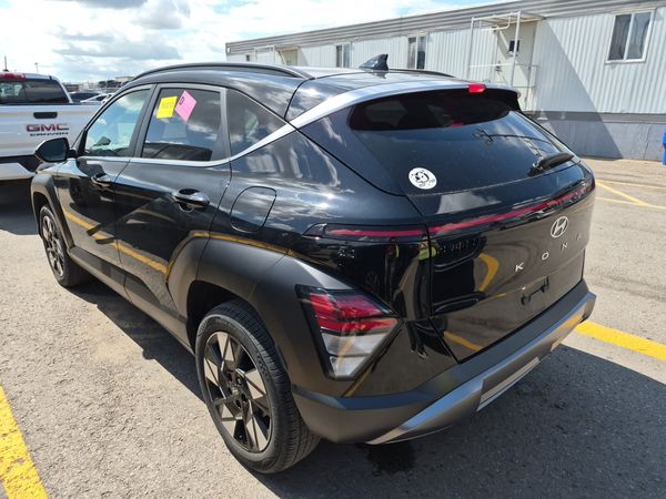 2024 Hyundai KONA PREFERRED SEL