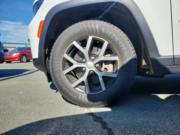 2024 Jeep Grand Cherokee L 4x4 Limited
