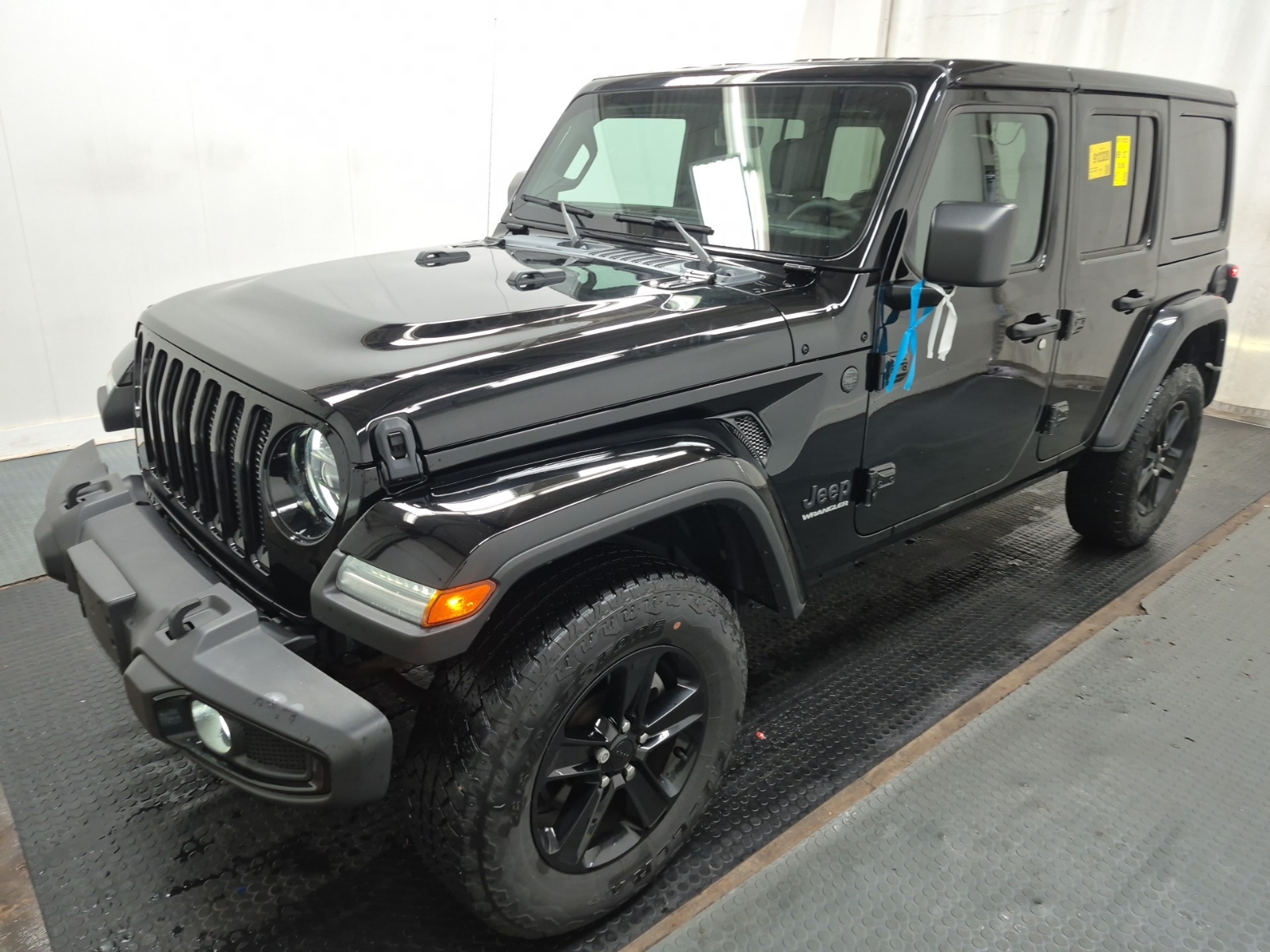 2023 Jeep Wrangler SAHARA ALTITUDE