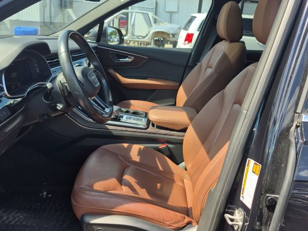 2021 Audi Q7 KOMFORT quattro Komfort