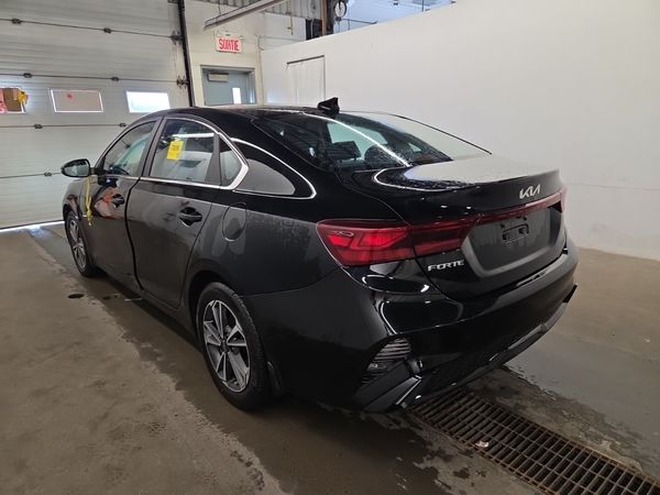 2024 Kia FORTE EX