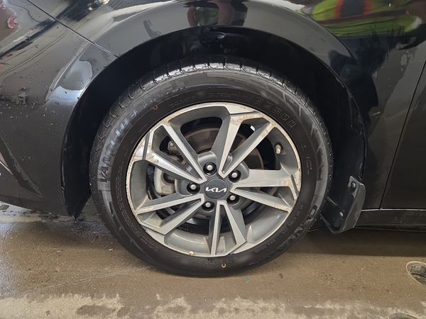 2024 Kia FORTE EX