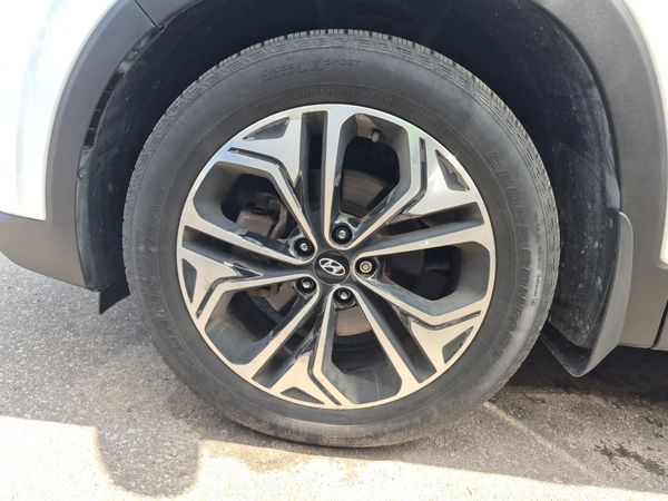 2019 Hyundai Santa Fe ULTIMATE Limited, Ultimate