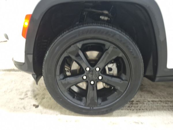 2023 Jeep Grand Cherokee L ALTITUDE Laredo, Altitude