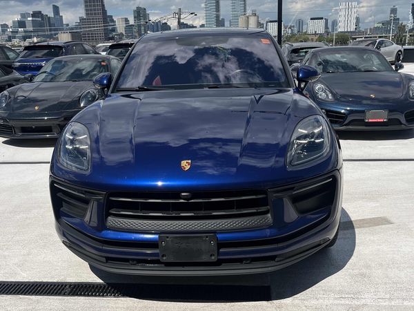 2023 Porsche Macan AWD Macan / Macan T