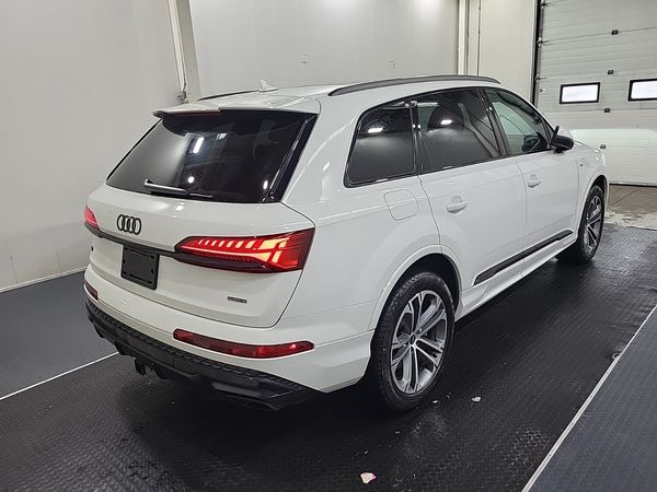 2025 Audi Q7 55 TFSI QUATTRO