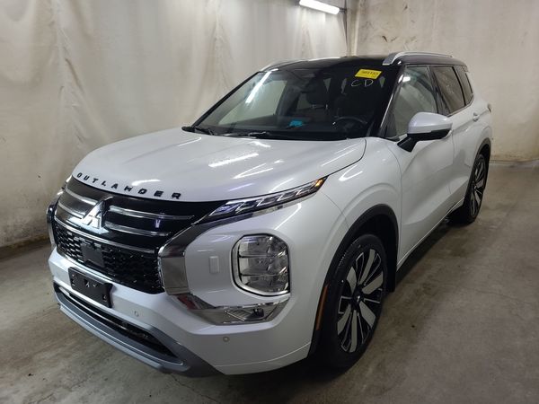 2025 Mitsubishi Outlander GT
