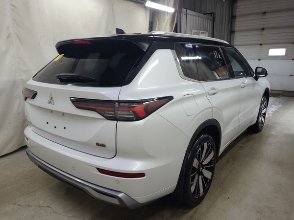 2025 Mitsubishi Outlander GT SEL, GT SR