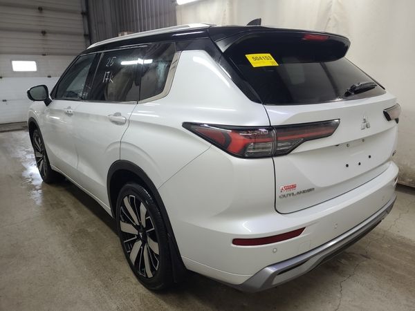 2025 Mitsubishi Outlander GT SEL, GT SR
