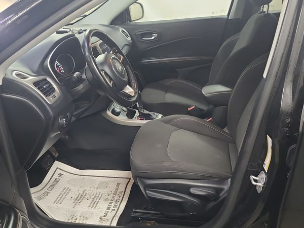 2020 Jeep COMPASS UPLAND II Sport