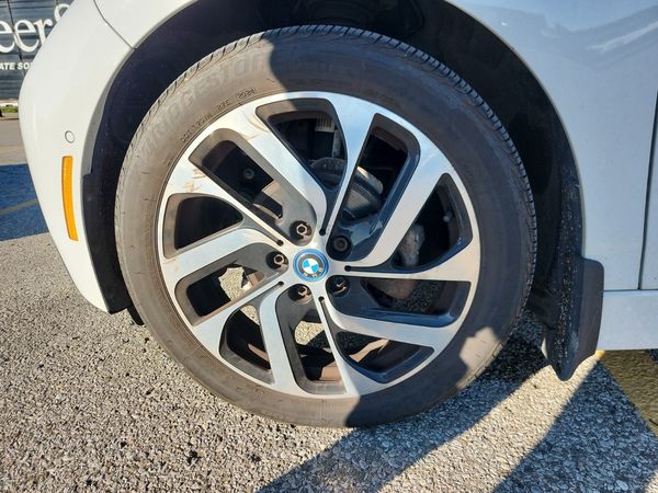 2017 BMW i3 4DR HB W/RANGE EXTENDER i3 Range Extender