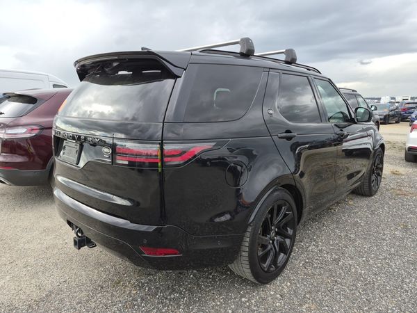 2023 Land Rover Discovery R-DYNAMIC S