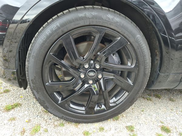 2023 Land Rover Discovery R-DYNAMIC S