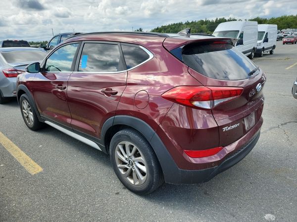 2017 Hyundai Tucson Awd 4dr 2.0l Luxury