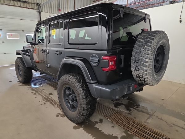 2020 Jeep WRANGLER UNLIMITED SAHARA ALTITUDE